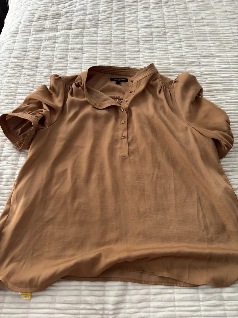 Banana Republic Camel Brown Short Sleeve Henley Blouse